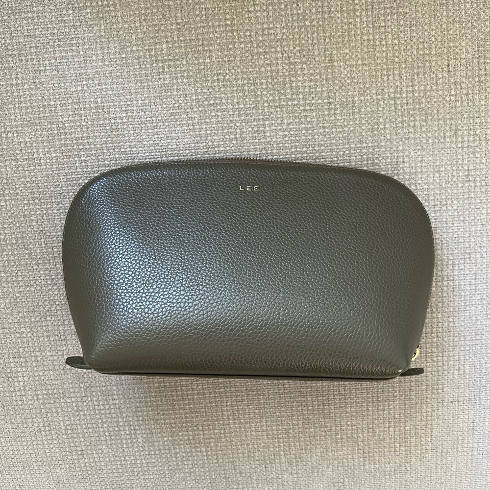 Cuyana Travel Set *Large Bag Only*